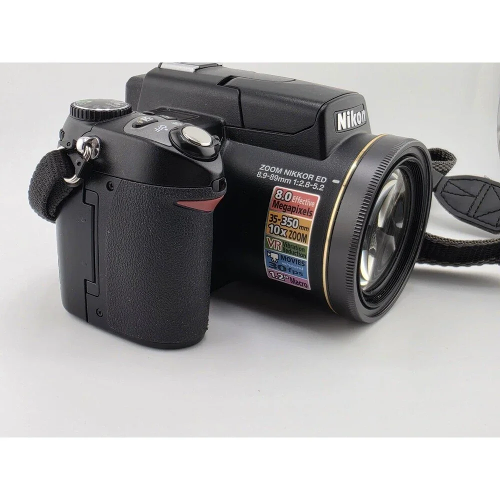 Nikon Nikon Coolpix 8800 VR 10x Zoom ED